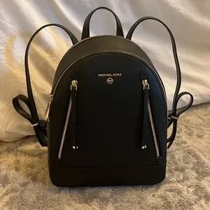 Michael Michael Kors Leather Backpack **New** never used Beautiful, soft leather Michael Kors Jaycee Medium Zip Pocket Backpack Leather Black  main image 3
